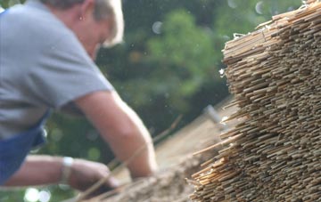 professional Monewden thatchers